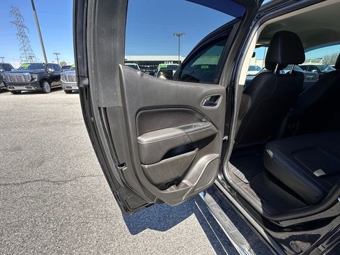 Used 2018 GMC Canyon SLT w/ Driver Alert Package AWD/4WD image 25