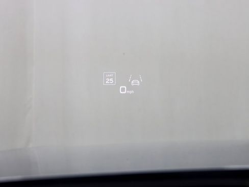 Used 2021 Audi Q8 Prestige w/ Prestige Package image 17