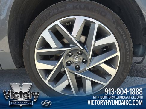 Used 2023 Hyundai Santa Fe Calligraphy AWD/4WD image 15
