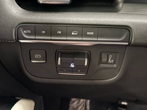 Used 2021 Cadillac Escalade Sport AWD/4WD image 21