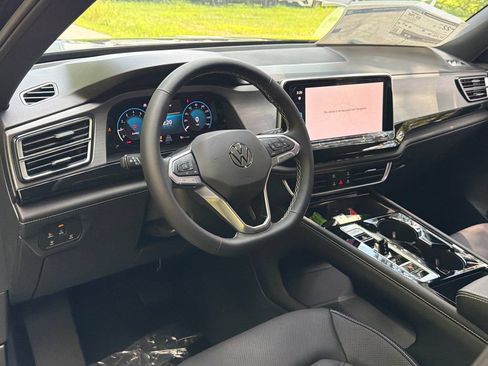 New 2026 Volkswagen Atlas Cross Sport SE AWD/4WD image 19