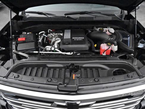 Used 2025 Chevrolet Silverado 1500 High Country w/ Technology Package image 26