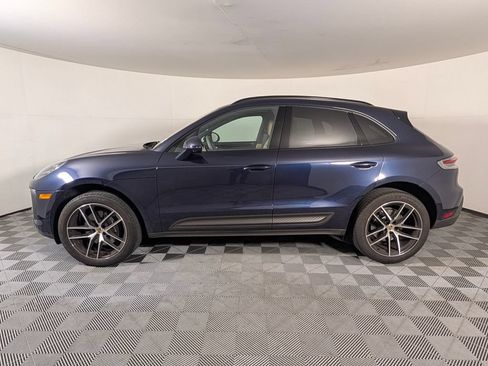 Certified 2023 Porsche Macan AWD/4WD image 2