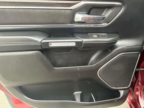 Used 2025 RAM 1500 Laramie AWD/4WD image 26