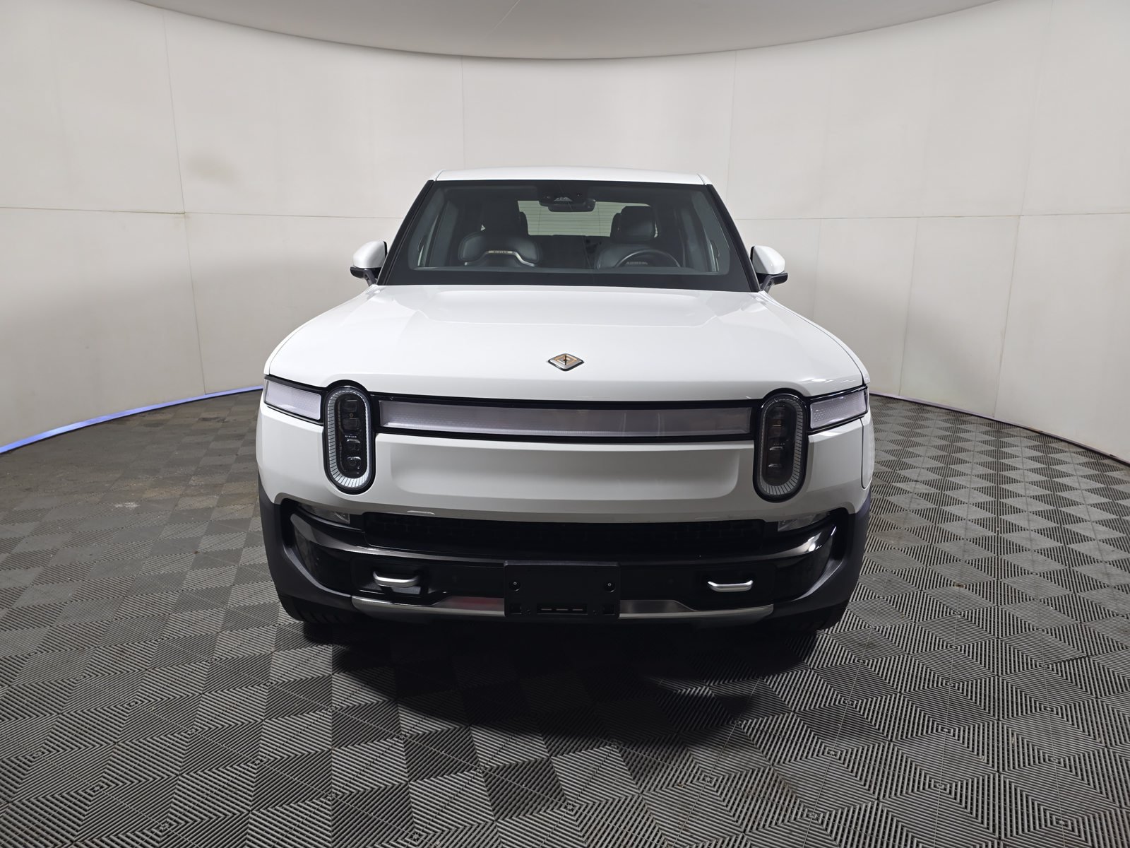 Used 2022 Rivian R1T Adventure AWD/4WD image 8