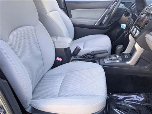 Used 2017 Subaru Forester 2.5i Premium w/ Popular Package #2A image 19