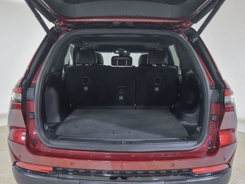 Used 2023 Jeep Grand Cherokee Altitude image 16