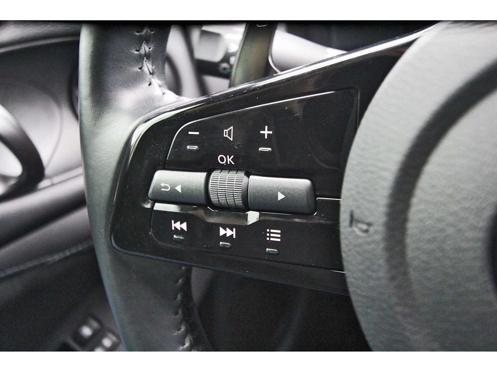 Used 2024 Nissan Z Performance w/ Floor Mat Package RWD image 12