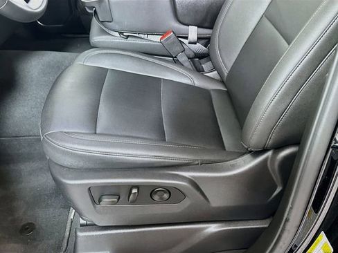 Used 2026 GMC Sierra 1500 SLT AWD/4WD image 24
