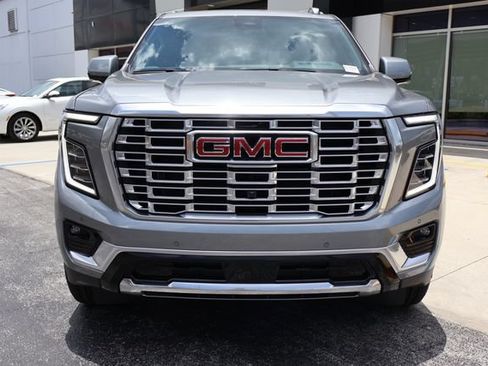 New 2026 GMC Yukon Denali AWD/4WD image 2