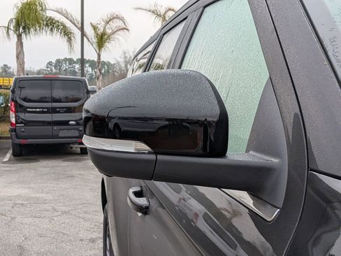 New 2025 Ford Expedition Max Active image 13