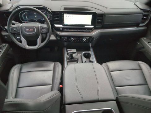 Used 2024 GMC Sierra 1500 SLT w/ SLT Premium Plus Package image 29