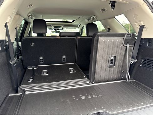 New 2026 Nissan Pathfinder Platinum w/ Cargo Package image 28