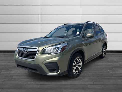 Used 2020 Subaru Forester Premium image 7