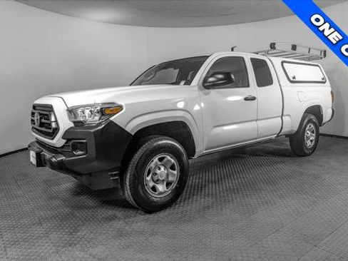 Used 2023 Toyota Tacoma SR RWD image 2