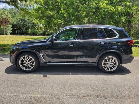 Used 2025 BMW X5 xDrive50e AWD/4WD image 4