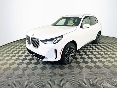 Used 2026 BMW X3 xDrive30 w/ Convenience Package image 4