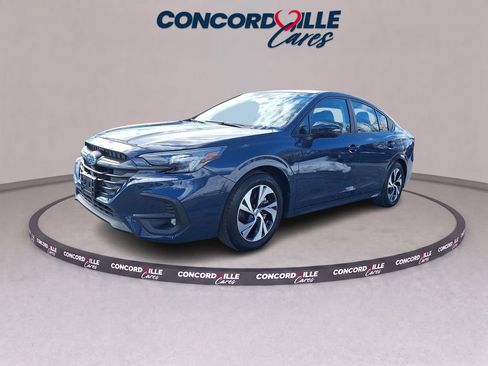 Certified 2025 Subaru Legacy Premium AWD/4WD image 4