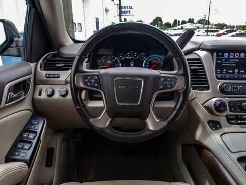 Used 2018 GMC Yukon Denali w/ Open Road Package AWD/4WD image 20