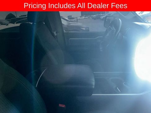 Used 2019 RAM 1500 Big Horn AWD/4WD image 11