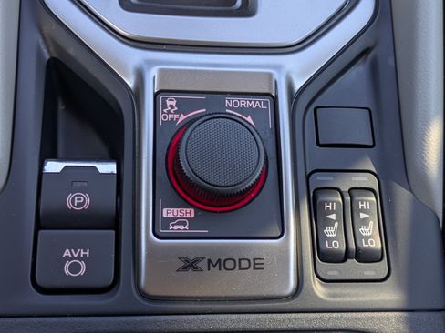 Used 2020 Subaru Forester Premium image 27