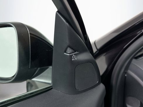 Used 2015 Volvo S60 T5 Platinum image 16