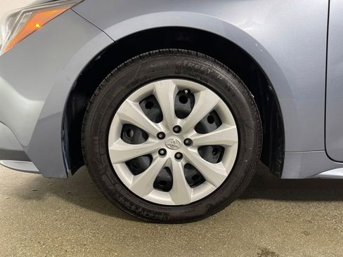 Used 2022 Toyota Corolla LE image 12