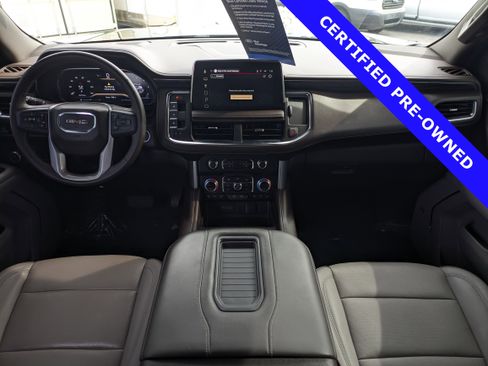 Used 2023 GMC Yukon SLT w/ SLT Luxury Package image 17