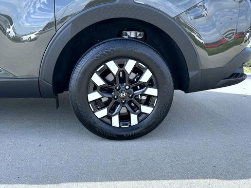 Used 2025 Hyundai Santa Cruz SE image 24