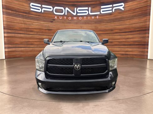 Used 2014 RAM 1500 Express AWD/4WD image 9