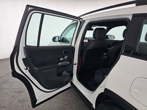 Certified 2025 Mercedes-Benz GLB 35 AMG 4MATIC image 16