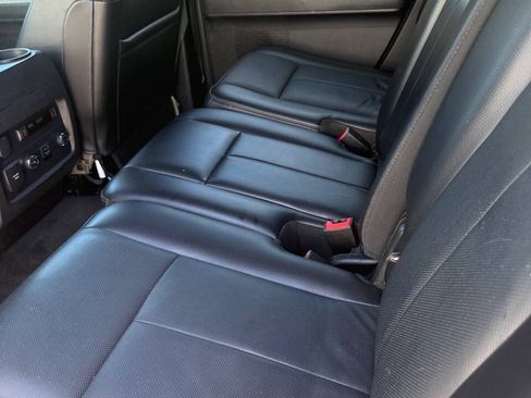 Used 2015 Ford Expedition EL XLT w/ Equipment Group 202A AWD/4WD image 19