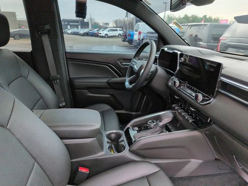 Used 2023 GMC Canyon Elevation w/ Elevation Premium Package image 7