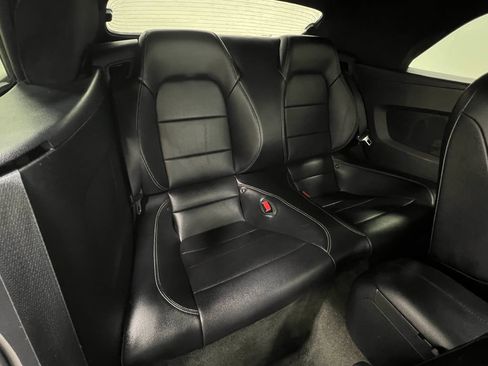 Used 2016 Ford Mustang GT Premium w/ Equipment Group 401A RWD image 32