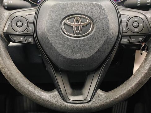 Used 2019 Toyota RAV4 LE w/ All Weather Liner Package AWD/4WD image 5