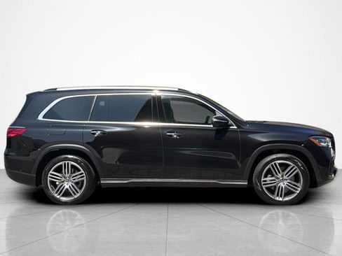 Used 2026 Mercedes-Benz GLS 450 4MATIC image 6