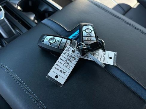 New 2025 Ford F150 Platinum w/ Equipment Group 702A High image 40