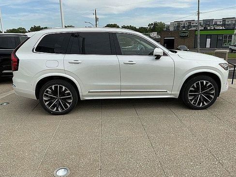 New 2026 Volvo XC90 T8 Plus w/ Protection Package AWD/4WD image 7