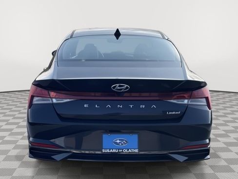 Used 2023 Hyundai Elantra Limited w/ Cargo Package image 13
