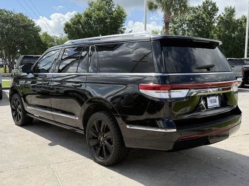 Used 2022 Lincoln Navigator L Reserve AWD/4WD image 7