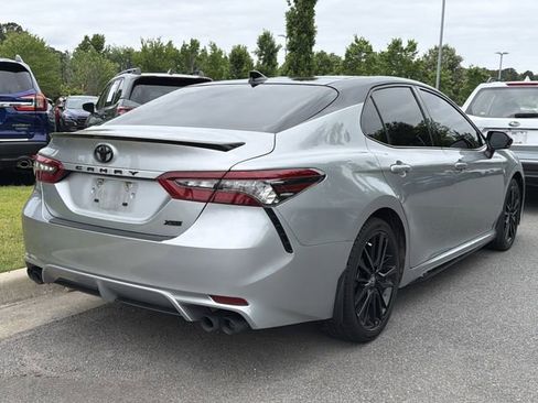 Used 2024 Toyota Camry XSE FWD image 4
