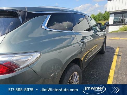 Used 2023 Buick Enclave Essence AWD/4WD image 7