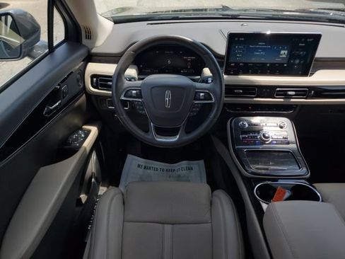 Used 2023 Lincoln Nautilus Reserve w/ Equipment Group 201A FWD image 17