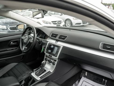 Used 2016 Volkswagen CC R-Line FWD image 12