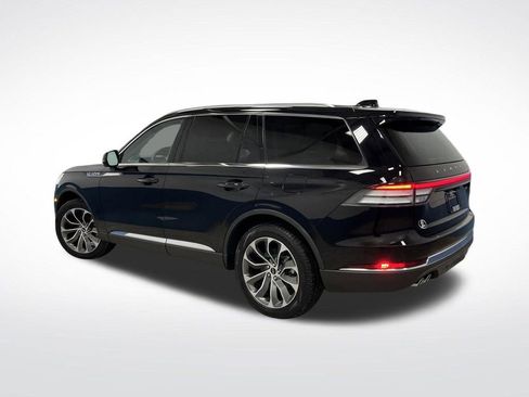 Used 2025 Lincoln Aviator Reserve image 3