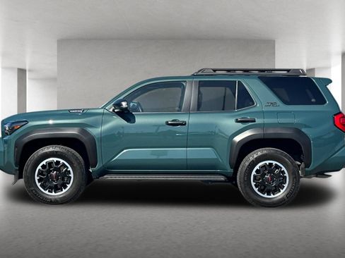 Used 2025 Toyota 4Runner 4WD image 7
