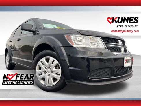 Used 2017 Dodge Journey SE image 1