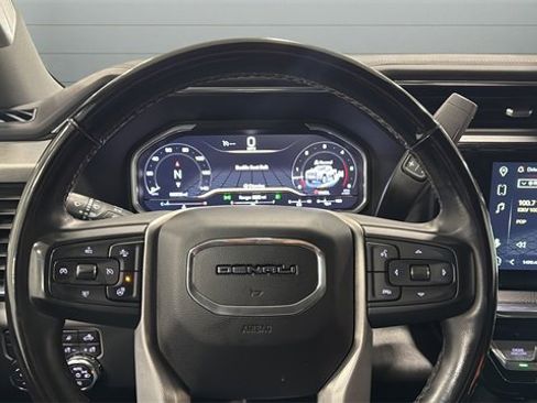Used 2024 GMC Sierra 3500 Denali image 21