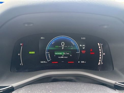 Used 2025 Toyota Camry LE image 13