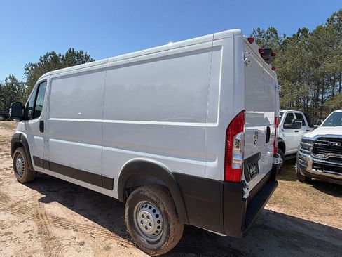 New 2026 RAM ProMaster 2500 w/ Convenience Group image 10